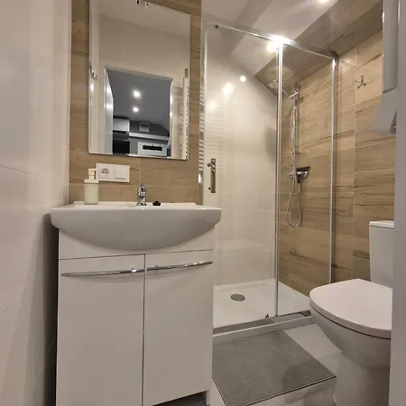 Na Poddaszu Apartamento Kłodzko